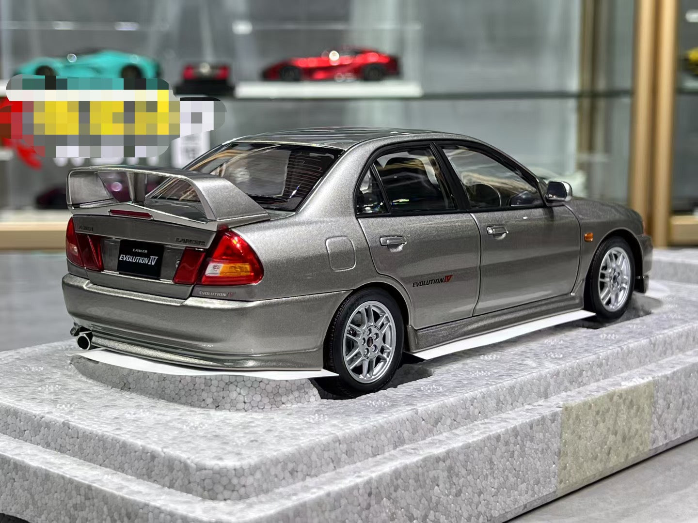 MotorHelix Mitsubishi Lancer EVO IV 1/18