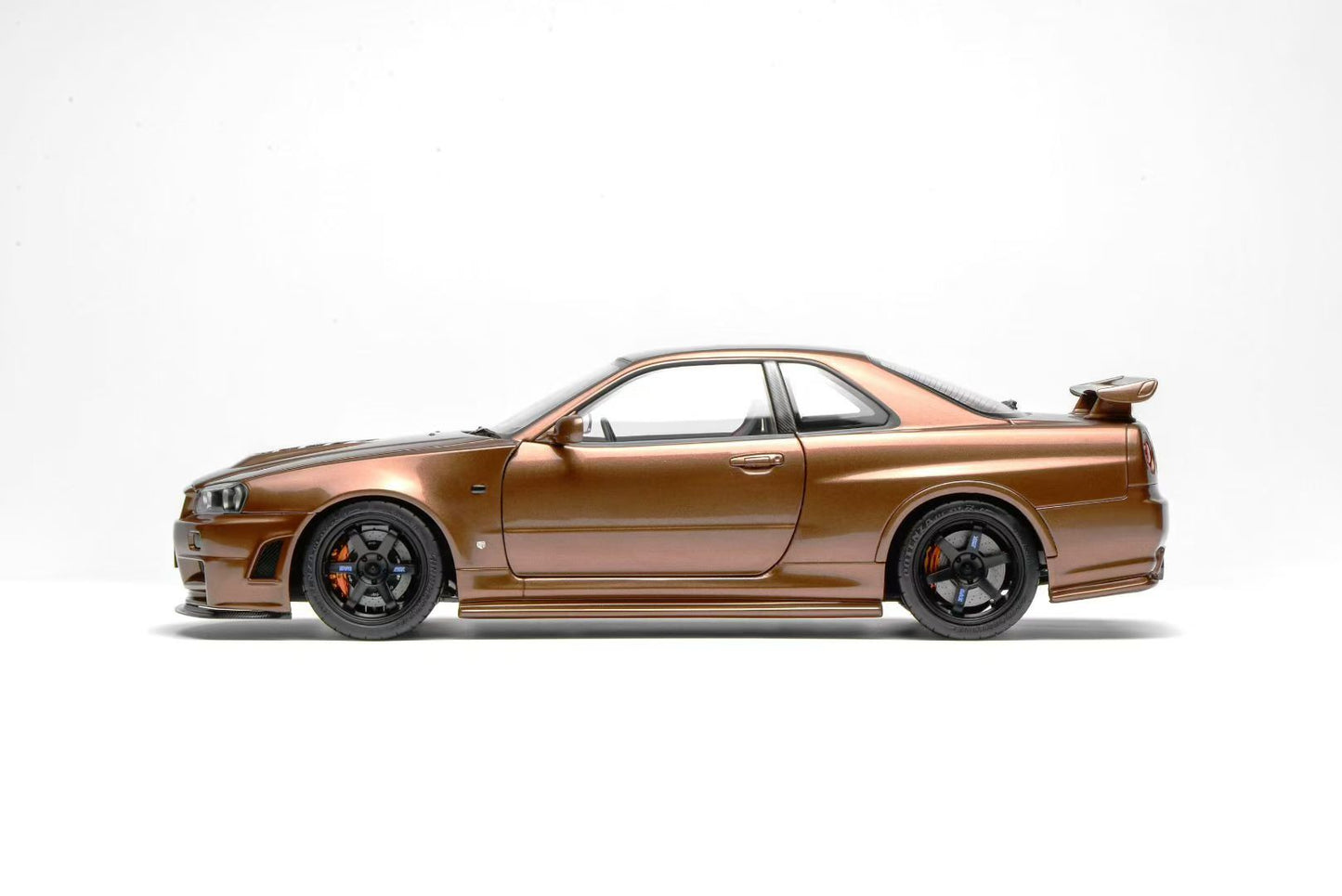 (Pre-Order) MotorHelix R34 GTR 1/18