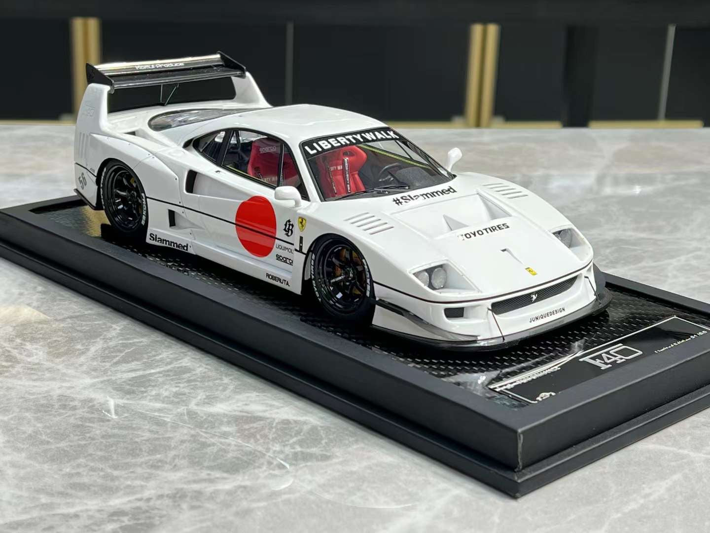 VIP Models LBWK F40 1/18