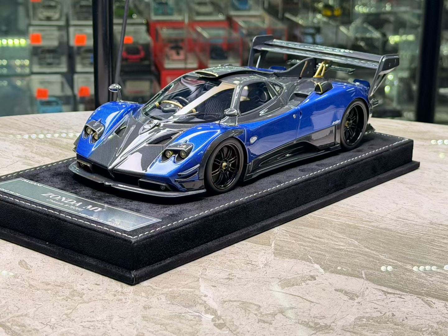 CLEARANCE! Henson & Heaven (HH Models) Zonda Specials 1/18