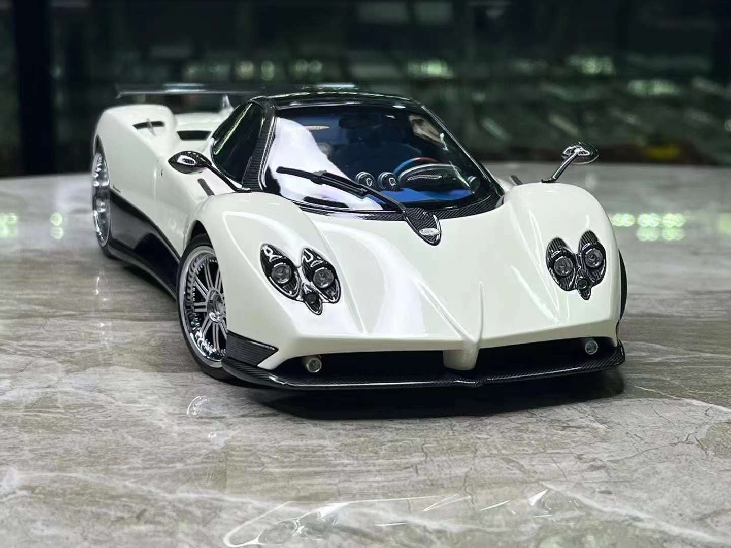 Almost Real Zonda F 1/18