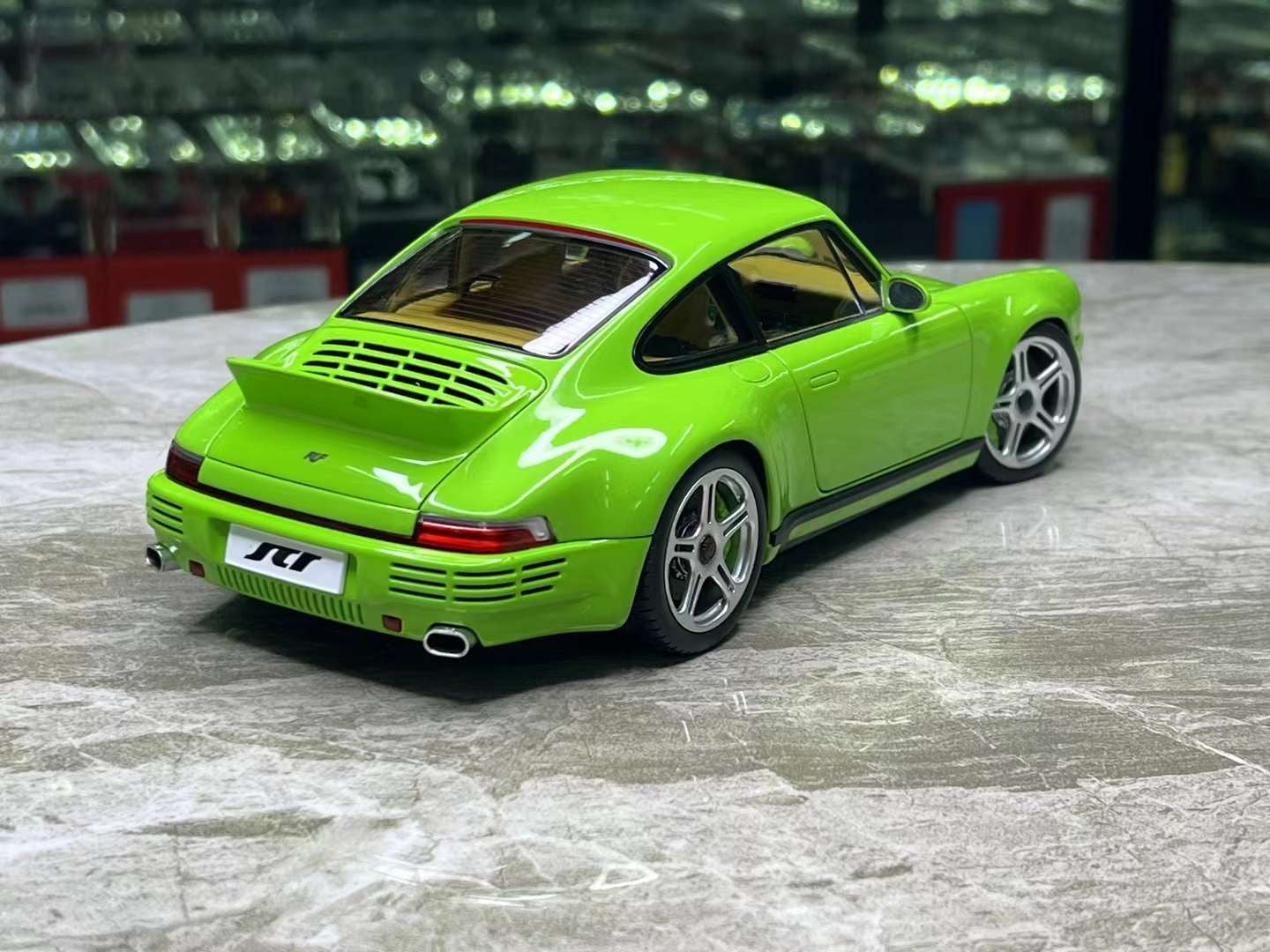 Almost Real 1/18 RUF SCR 2018