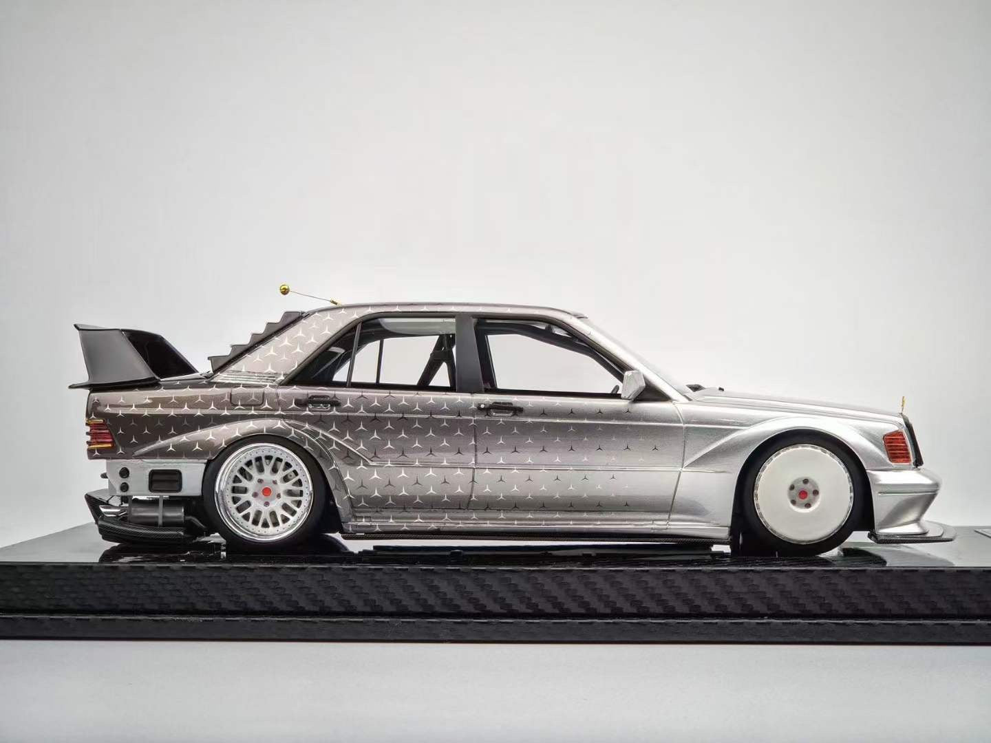 VIP Models Mercedes 190E 1/18