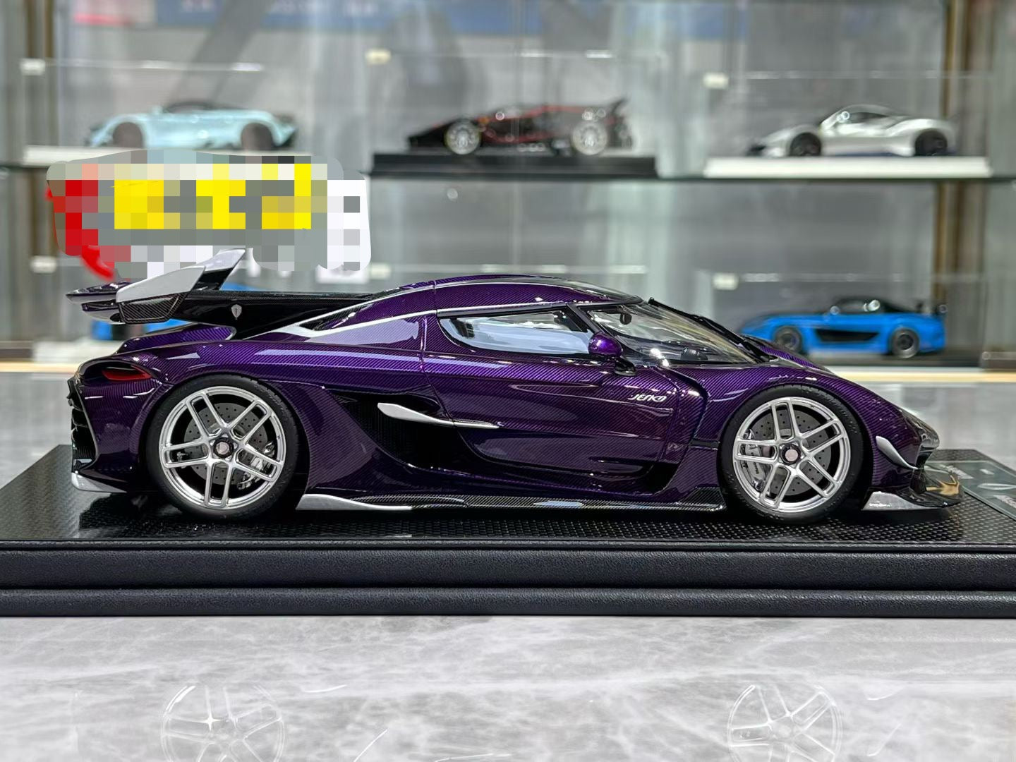 FrontiArt Koenigsegg Jesko 1/18