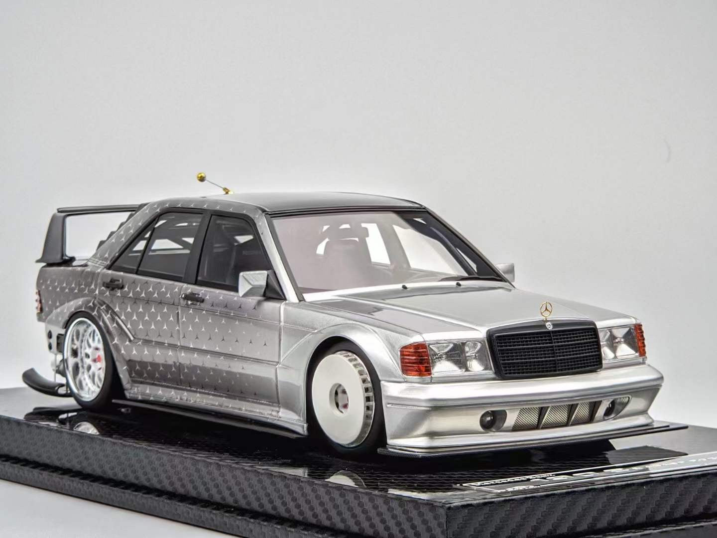 VIP Models Mercedes 190E 1/18