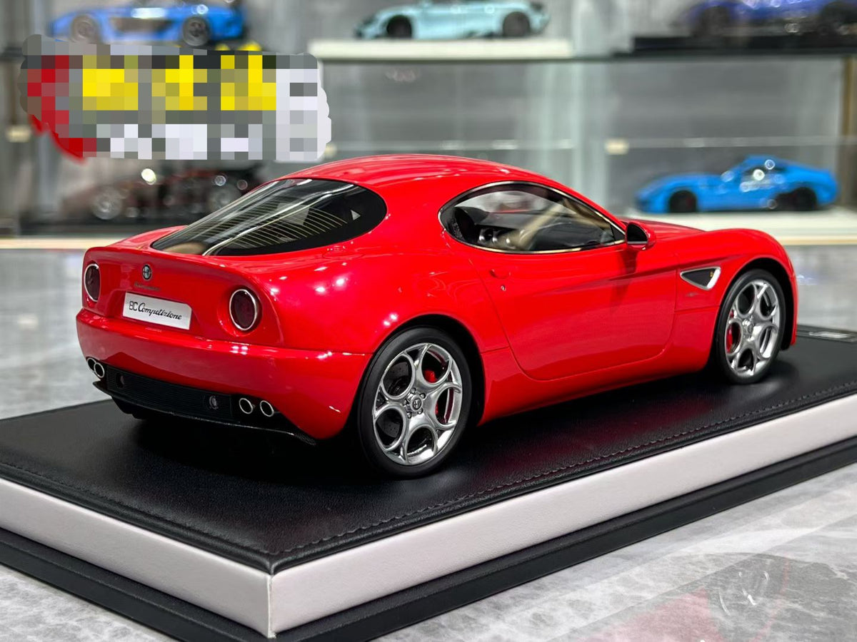 MotorHelix Alfa Romeo 8C Competizione 1/18