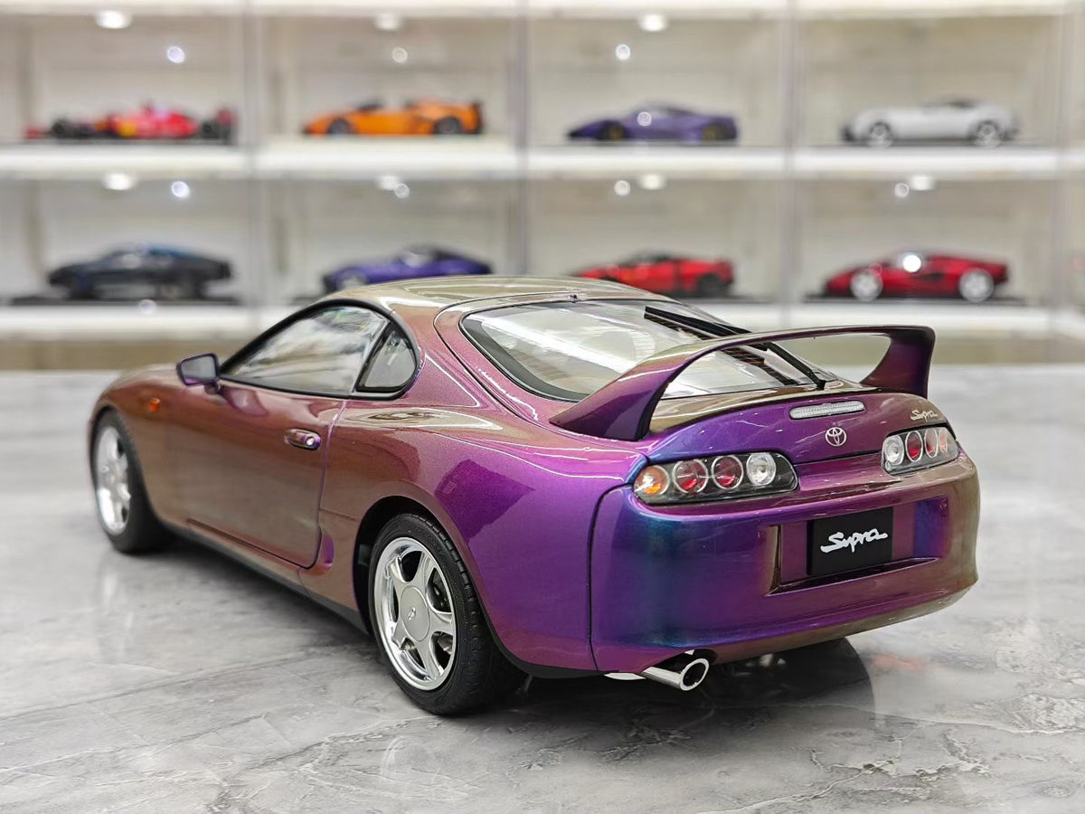 LCD Models Toyota Supra (A80) 1/18