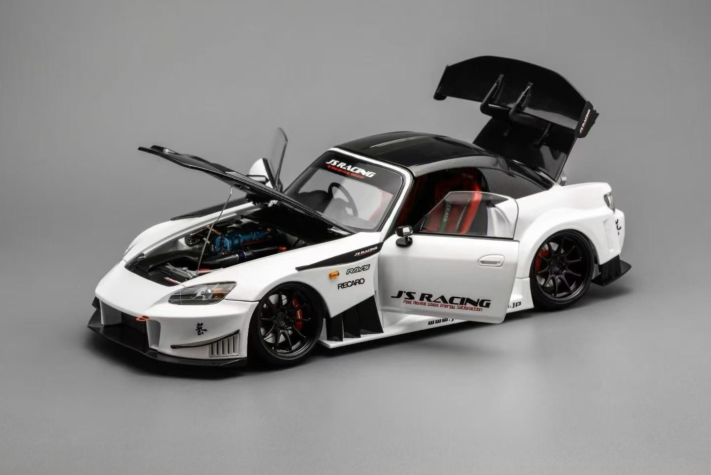 Pre-Order) MotorHelix Honda S2000 J's Racing 1/18 – IronCookie
