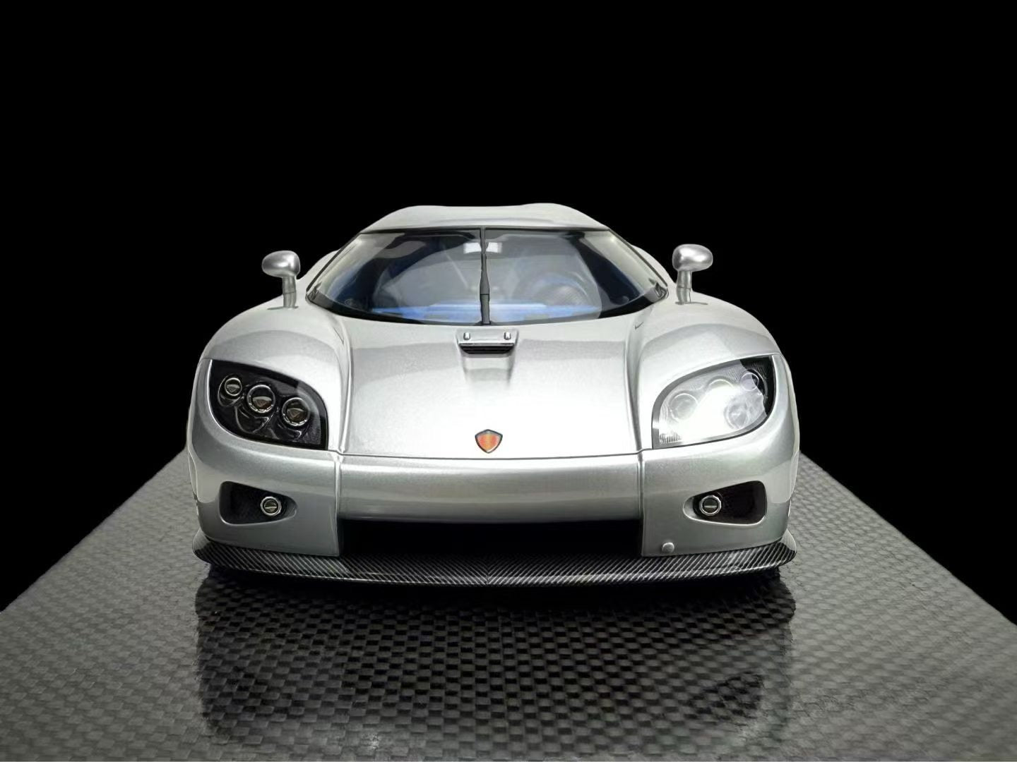 (Pre-Order) Frontiart 1/18 Koenigsegg CCX Silver