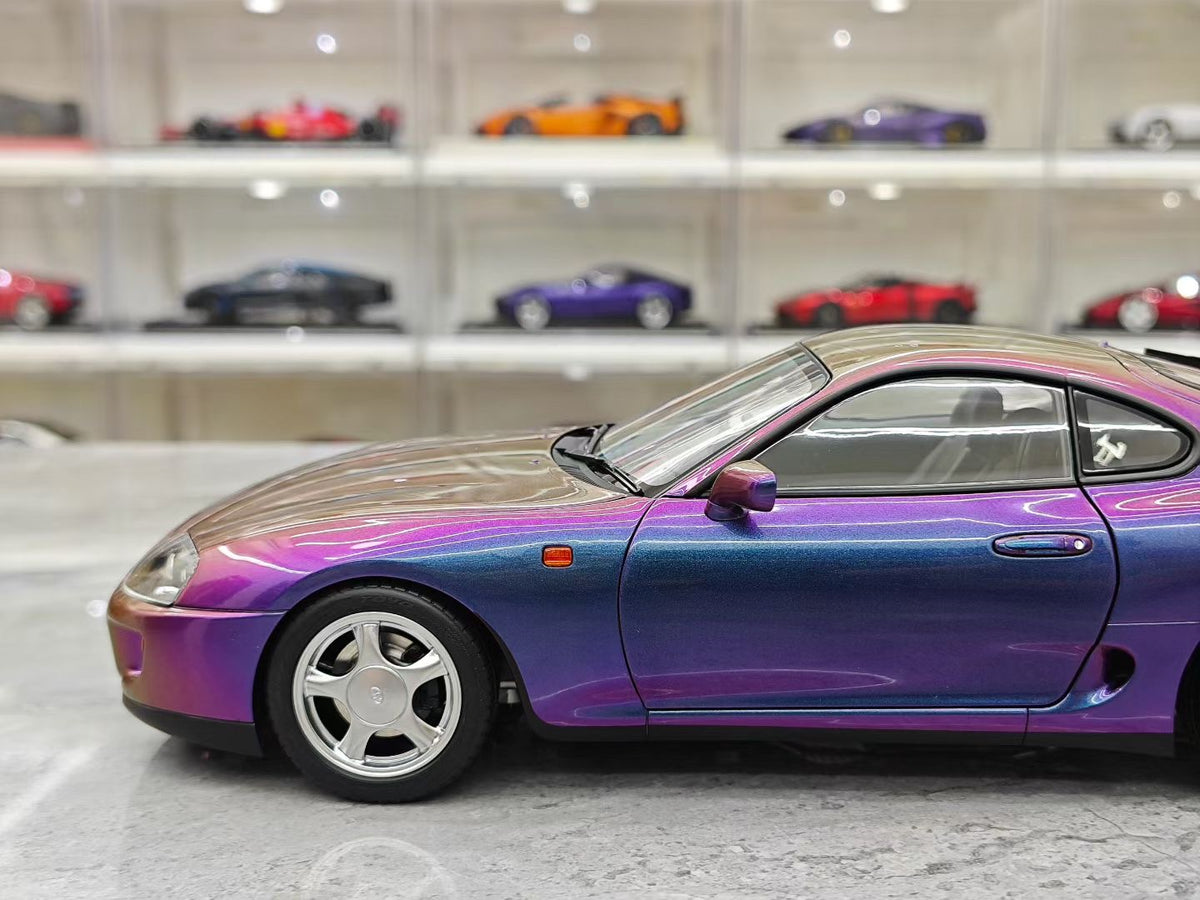 LCD Models Toyota Supra (A80) 1/18