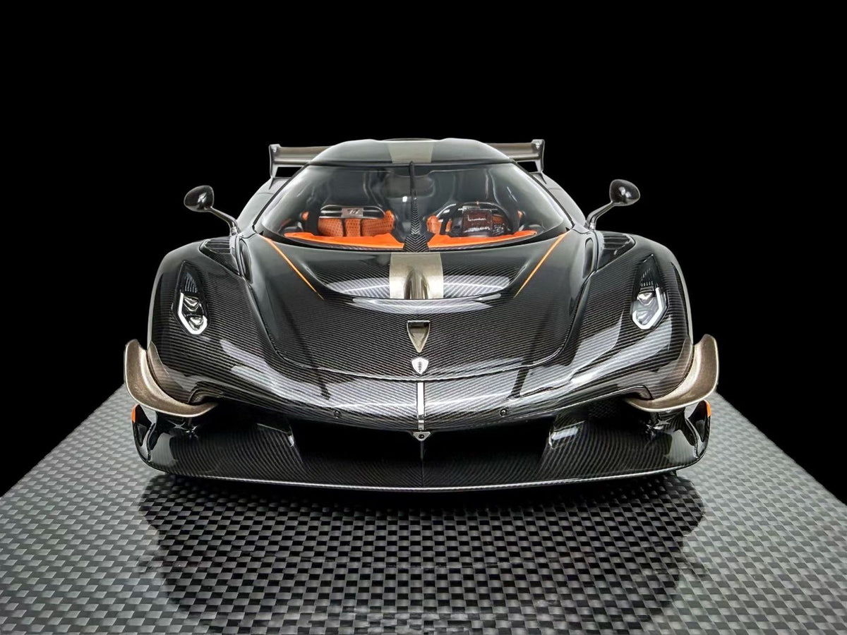 FrontiArt Koenigsegg Sadair’s Spear 1/18