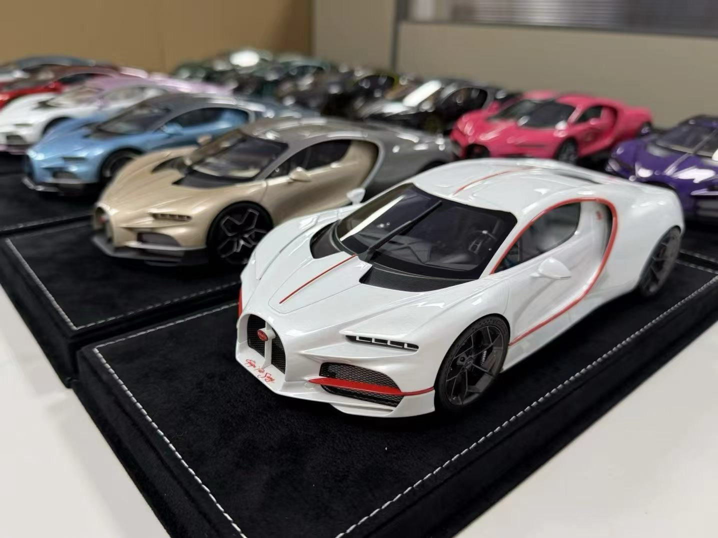 Henson & Heaven (HH Models) Tourbillon 1/18