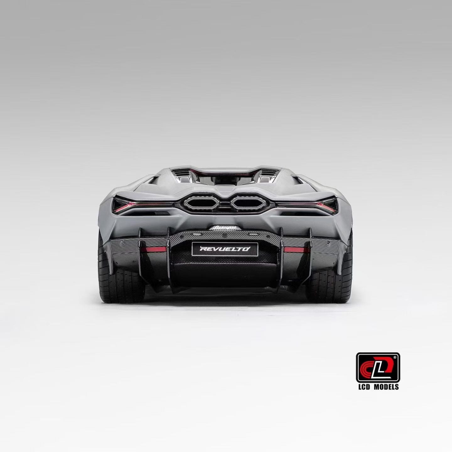 LCD Lamborghini Revuelto 1/18