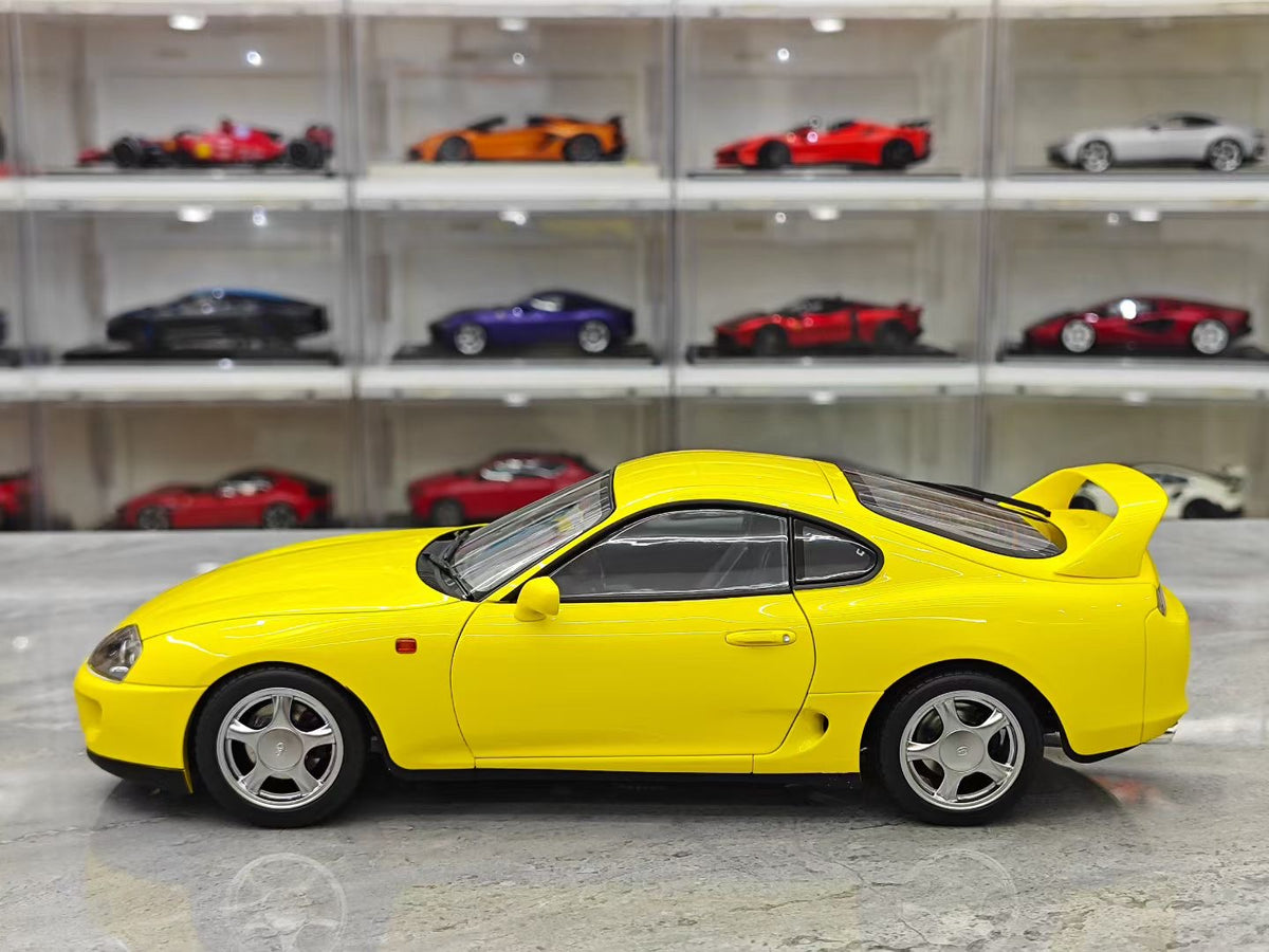 LCD Models Toyota Supra (A80) 1/18