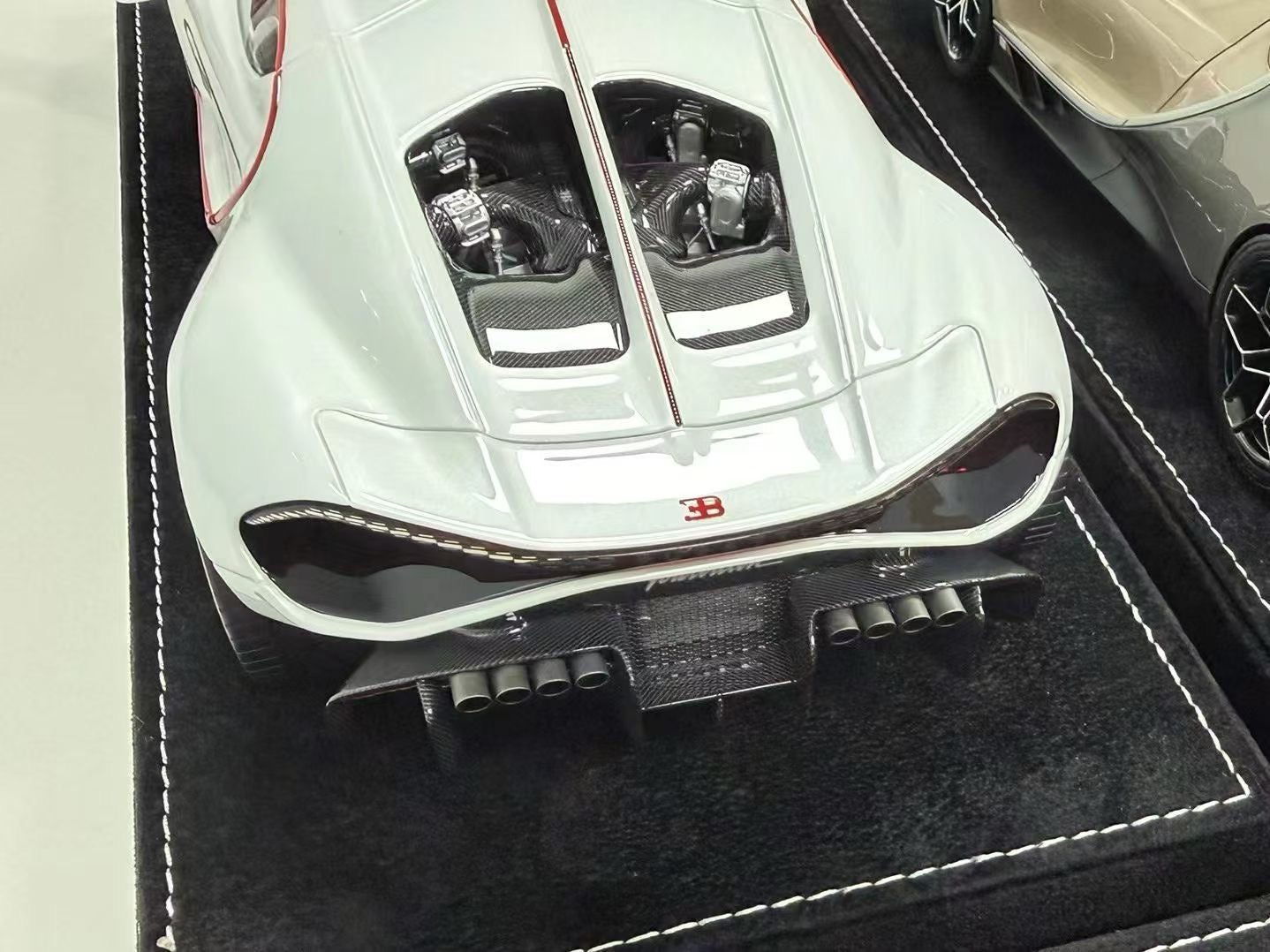 Henson & Heaven (HH Models) Tourbillon 1/18