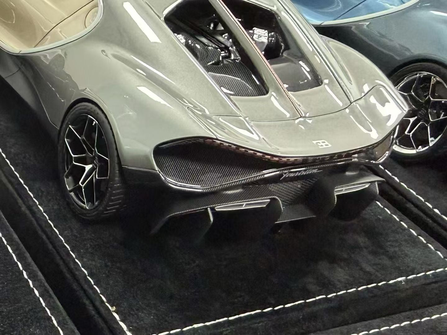 Henson & Heaven (HH Models) Tourbillon 1/18