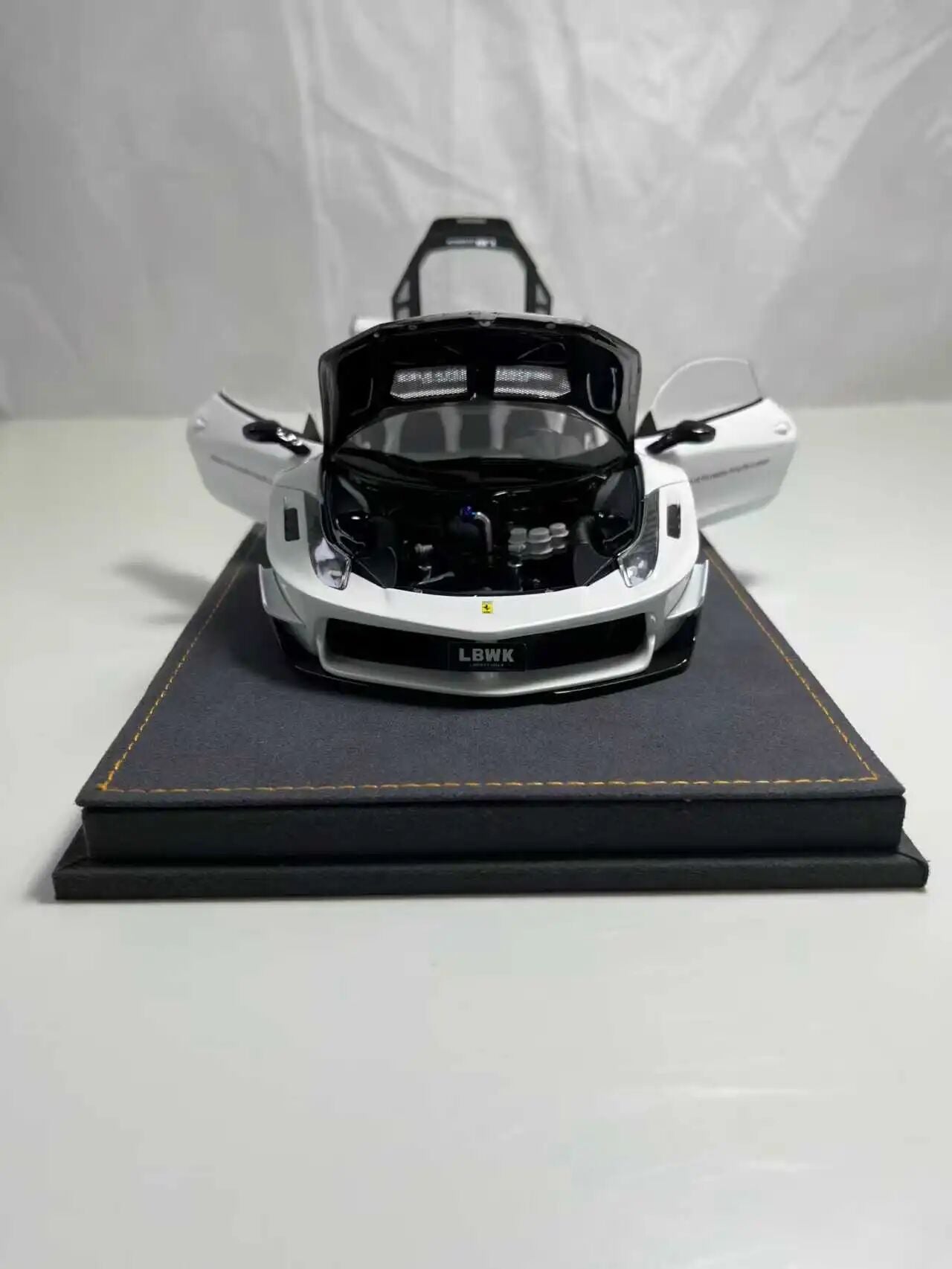 (Pre-Order) Chelepai Models 1/18  LB458GT