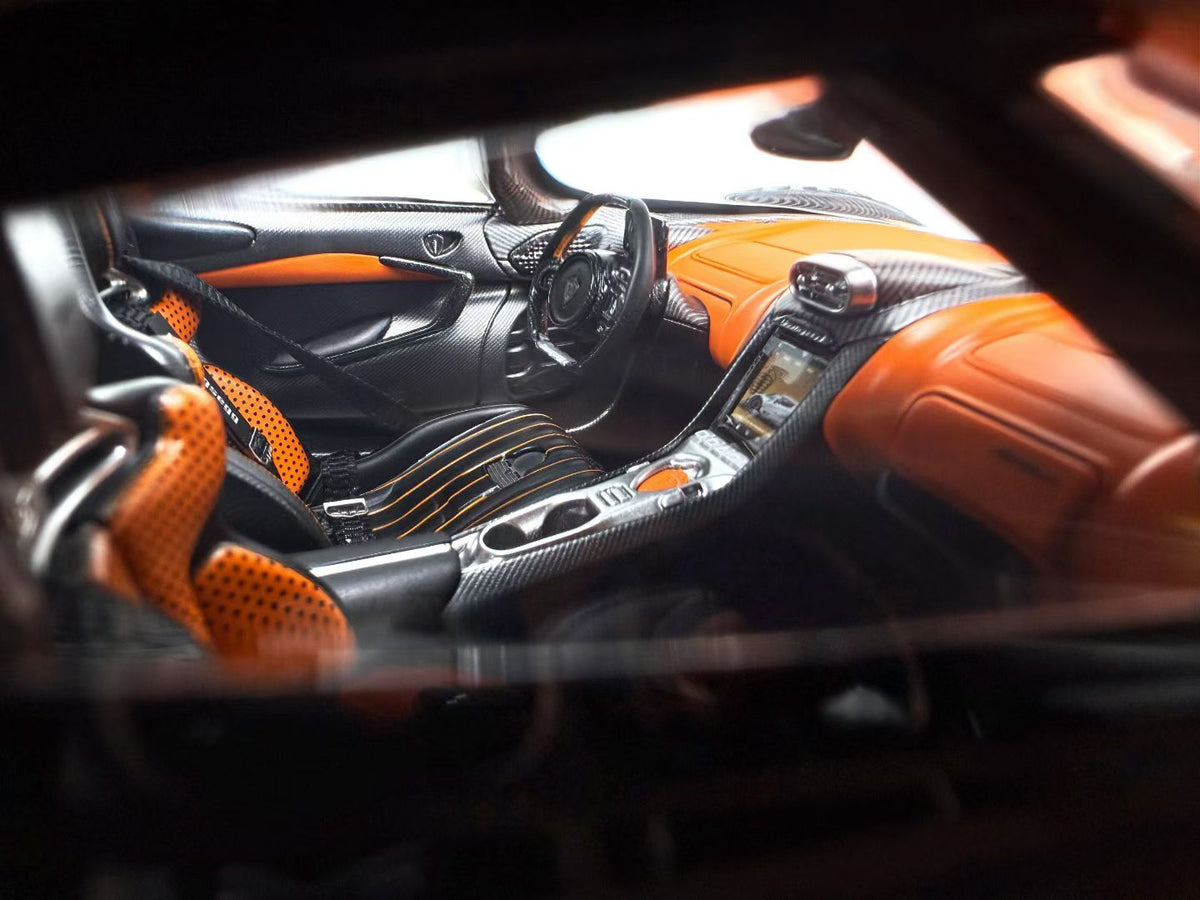 FrontiArt Koenigsegg Sadair’s Spear 1/18