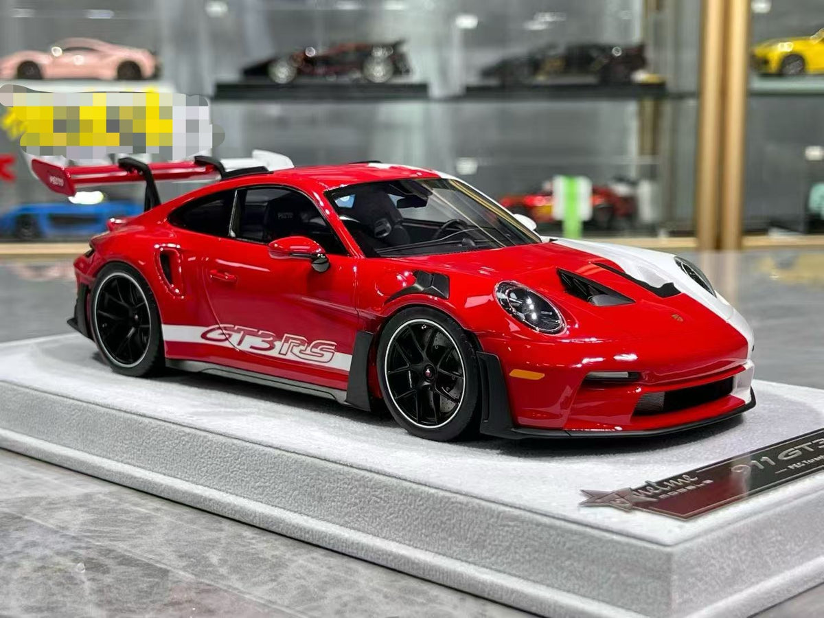 FuelMe Porsche 911 992 GT3RS 1/18