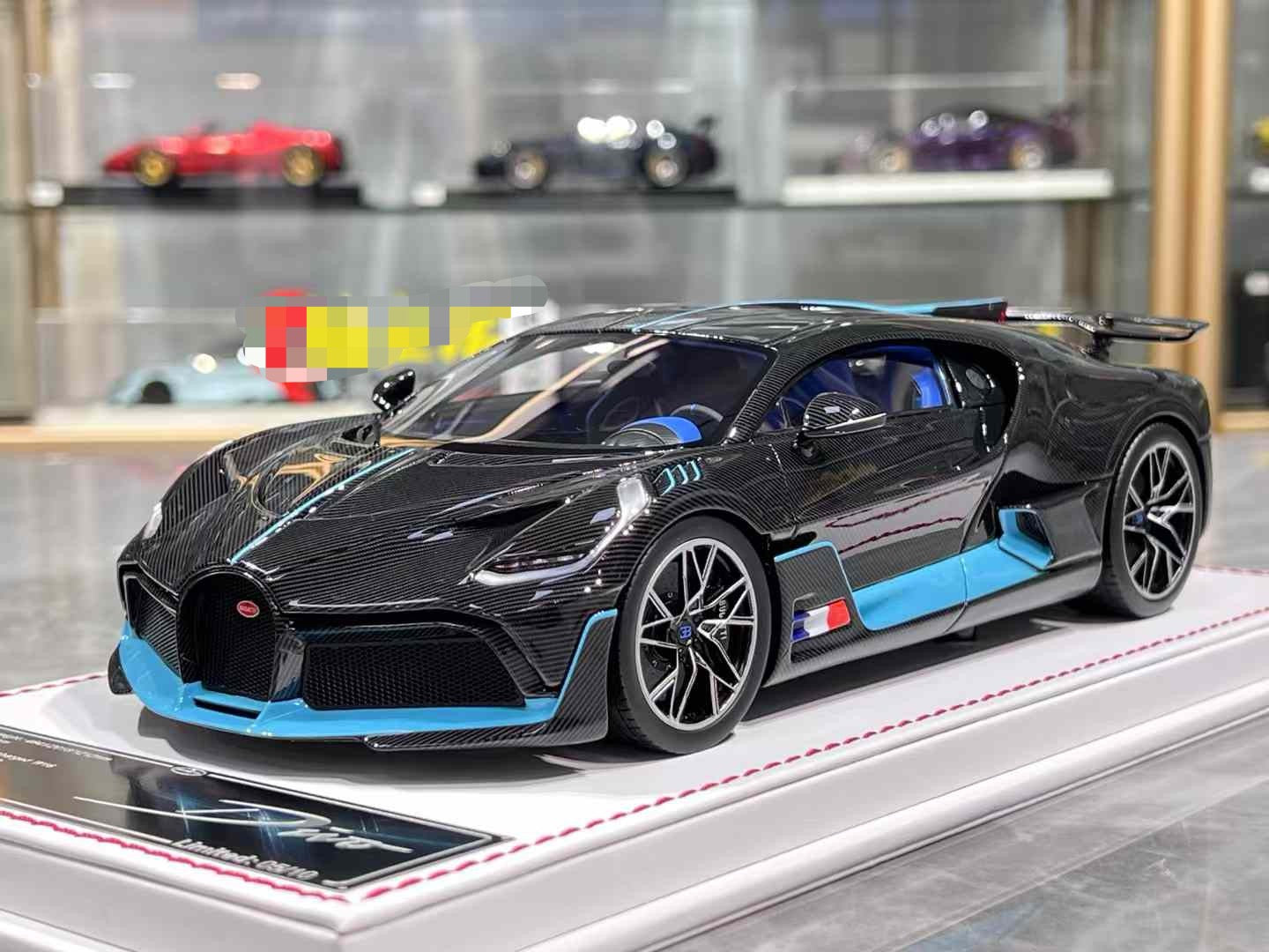 F.C Models Bugatti Divo 1/18 (White Base)