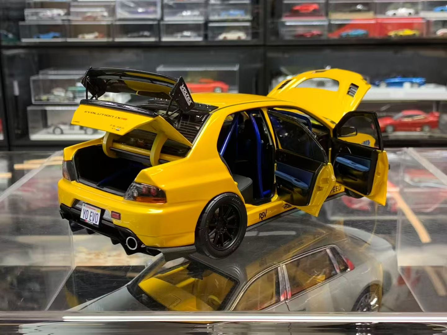 Super A Mitsubishi Lancer EVO 9 1/18