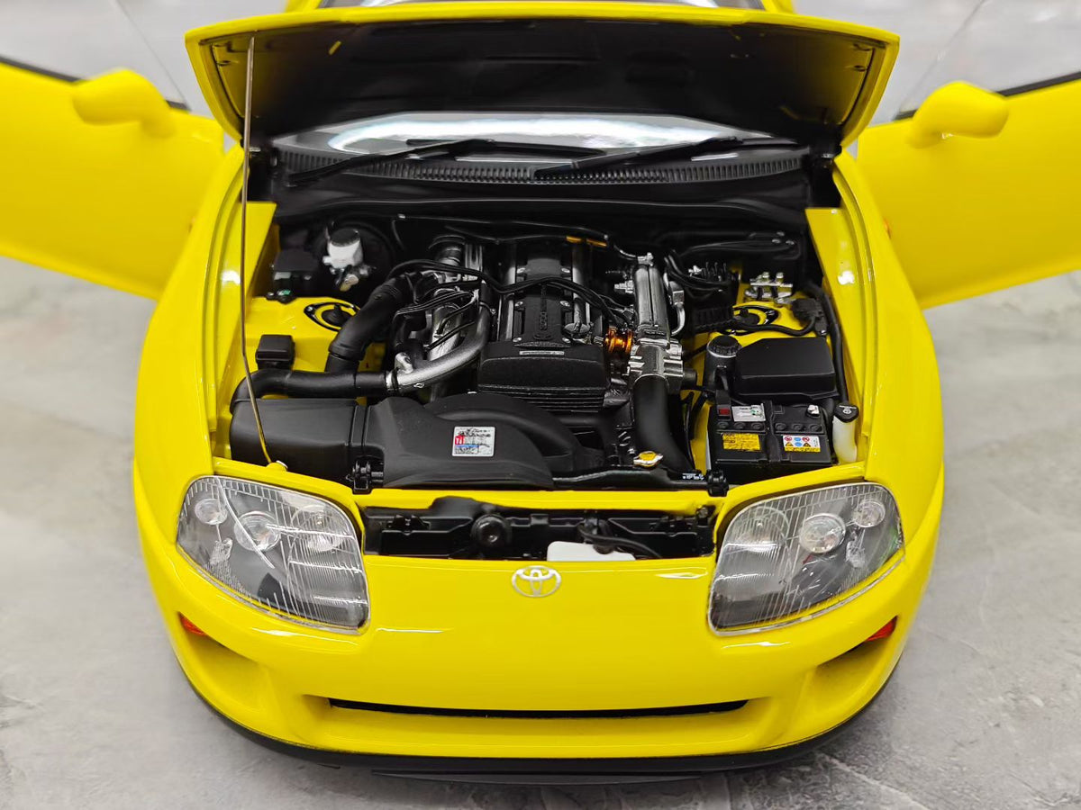 LCD Models Toyota Supra (A80) 1/18