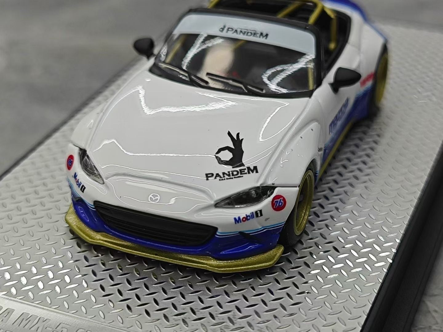 INNO 1:64 Mazda MX-5 (ND) Miata Pandem Rocket Bunny V1.0 Alloy IN64-MX5P-ND-01