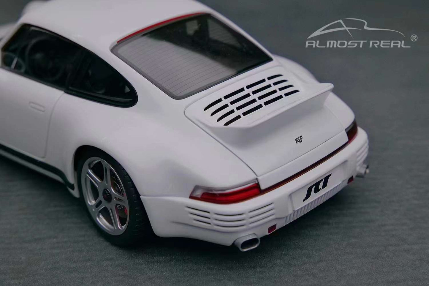 Almost Real 1/18 RUF SCR 2018