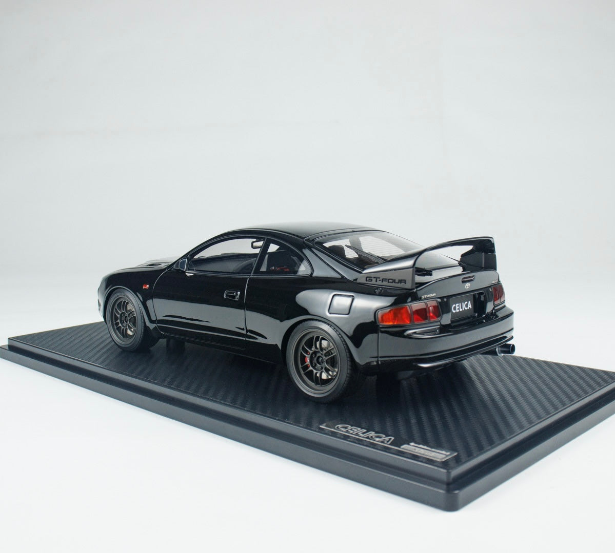 Ignition Models Toyota Celica GT-Four ST205 1/18