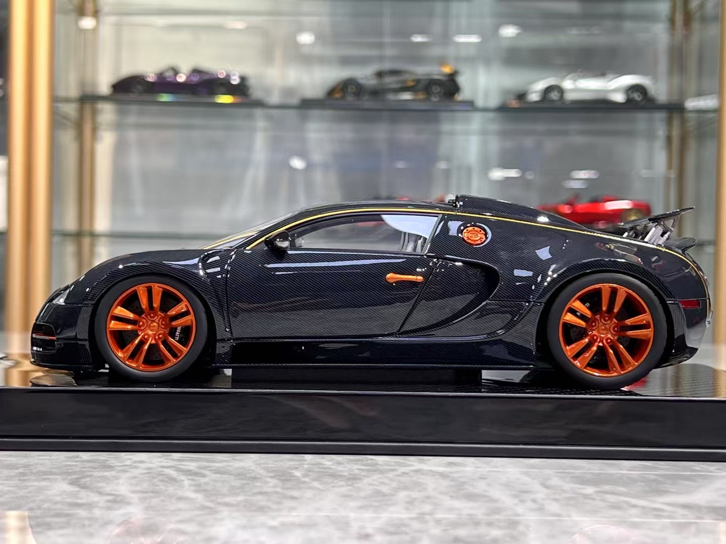 Ultra Unique (UU Models) Mansory Veyron 1/18