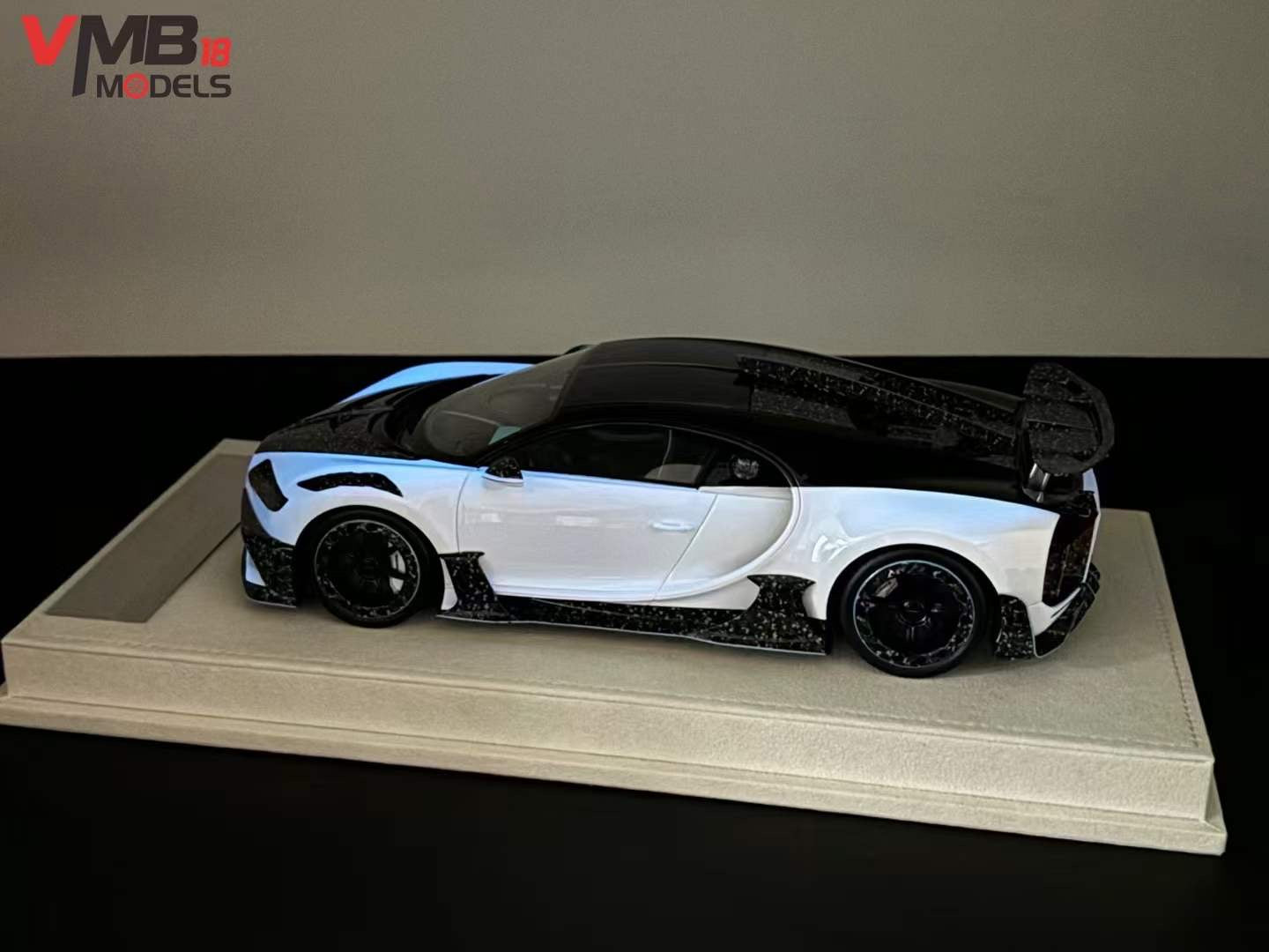 (Pre-Order) VMB Models Bugatti Chiron 1/18