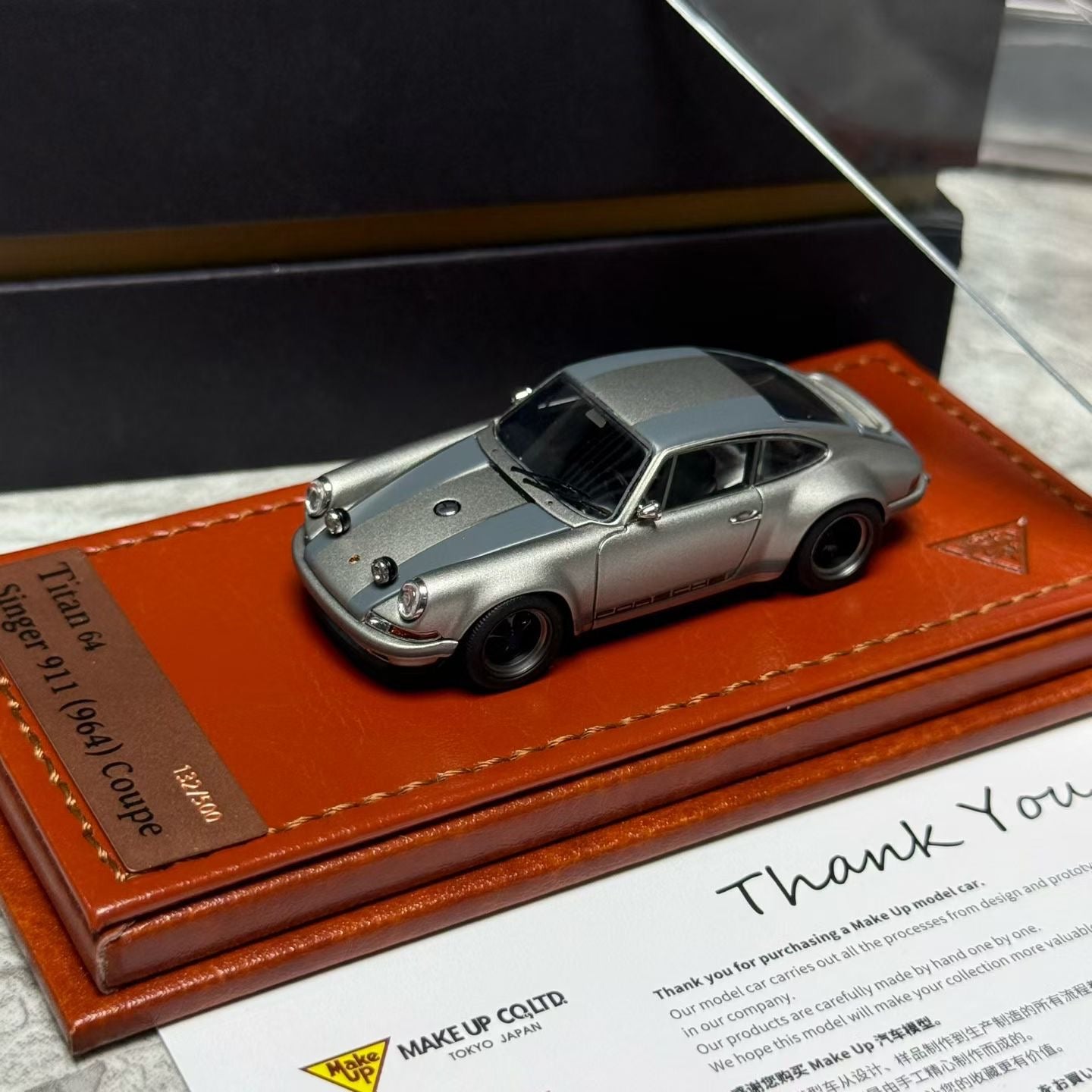 In stock! Makeup 1:64 Porsche Singer 911 (964) Coupe