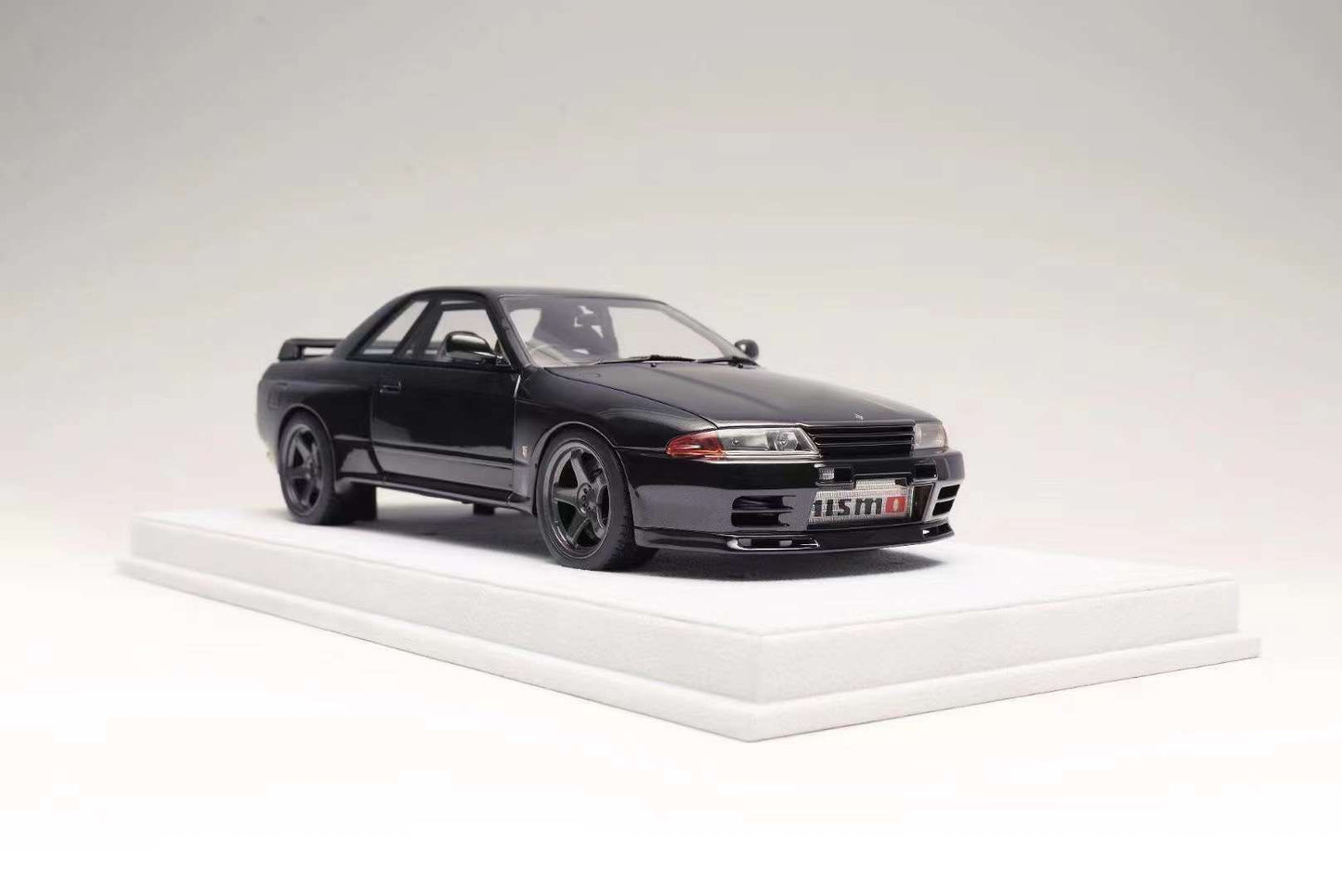 (Pre Order) MotorHelix Nissan Skyline R32 GT-R 1/18