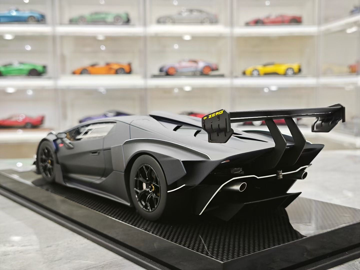 CE Models Lamborghini Essenza SCV12 1/18