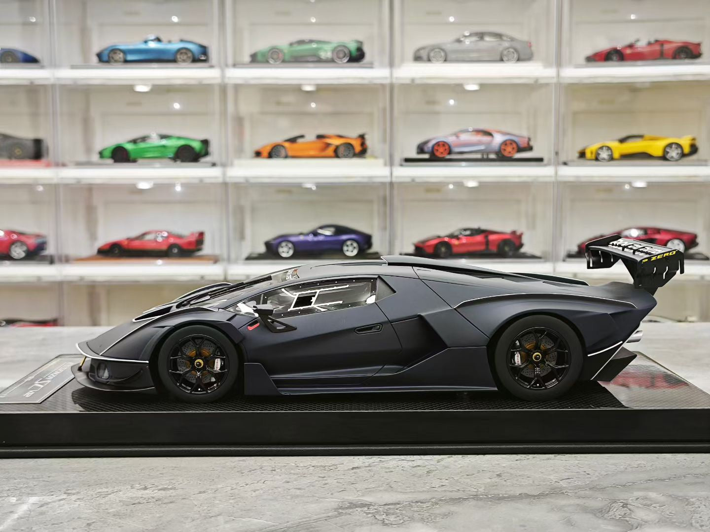 CE Models Lamborghini Essenza SCV12 1/18