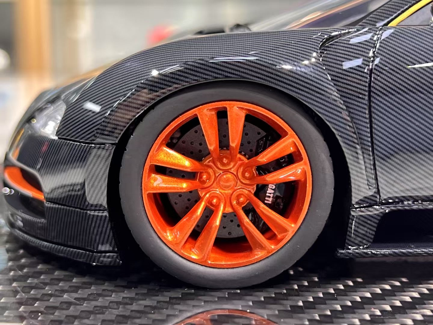 Ultra Unique (UU Models) Mansory Veyron 1/18