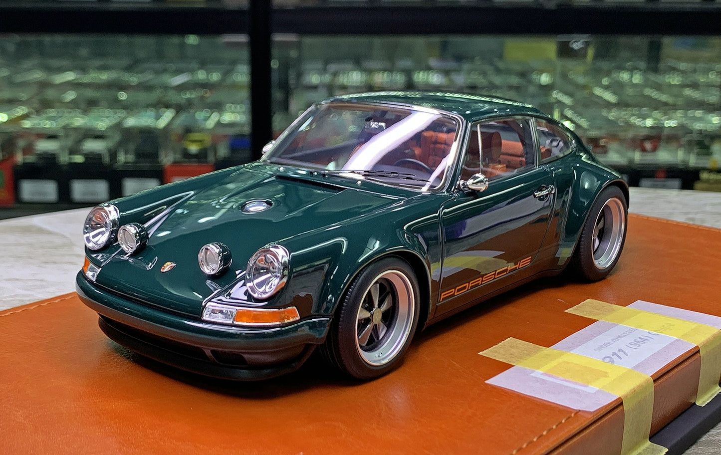 MakeUp singer 911 (964) coupe 1/18