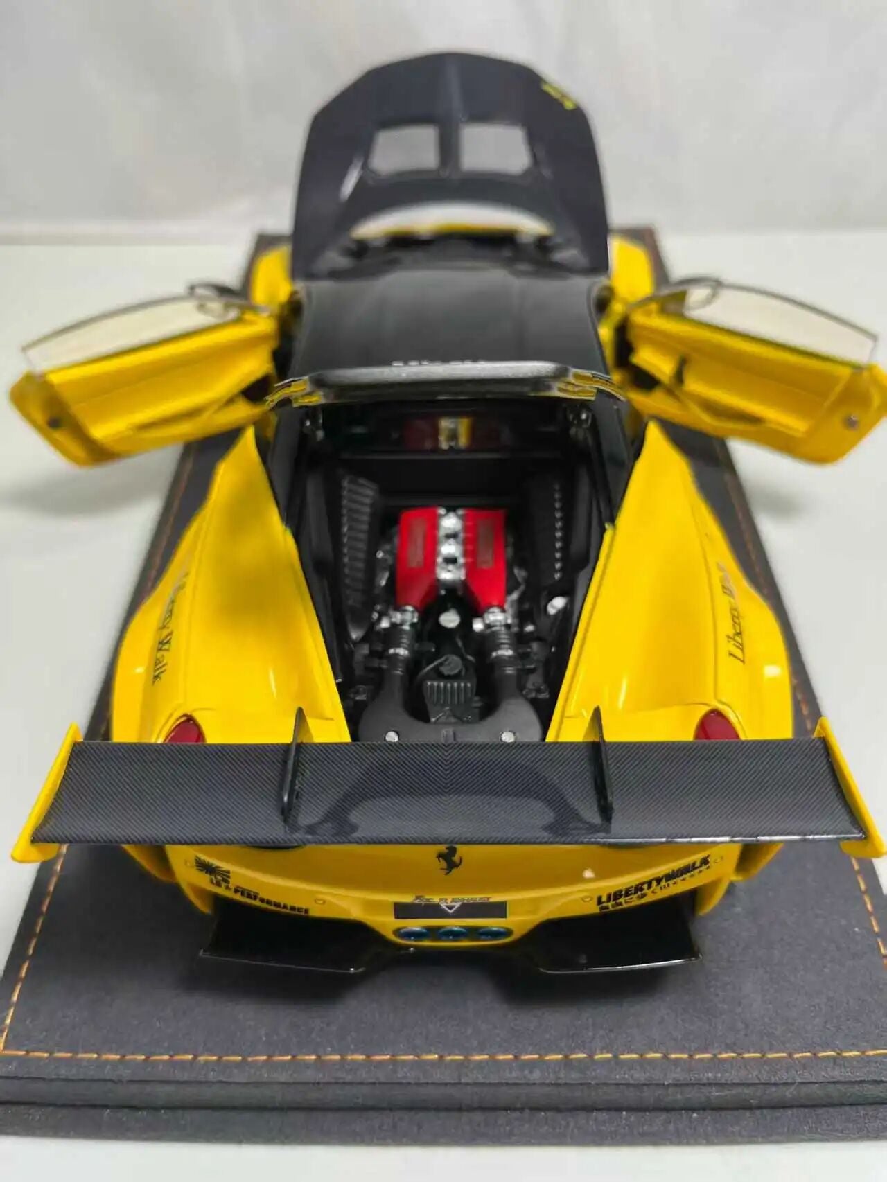 (Pre-Order) Chelepai Models 1/18  LB458GT