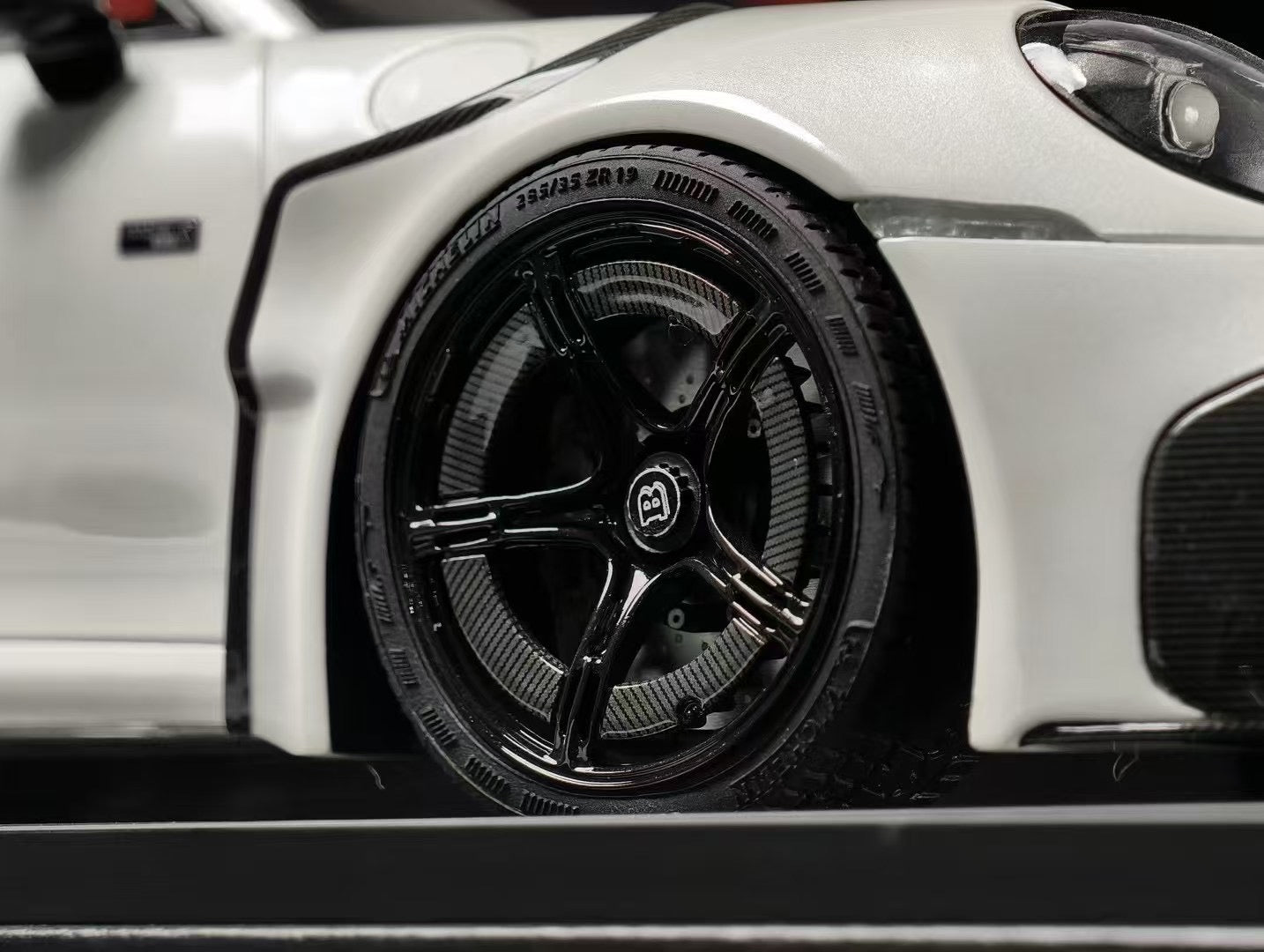 (Pre-Order) VIP Models Brabus Rocket 900R 1/18