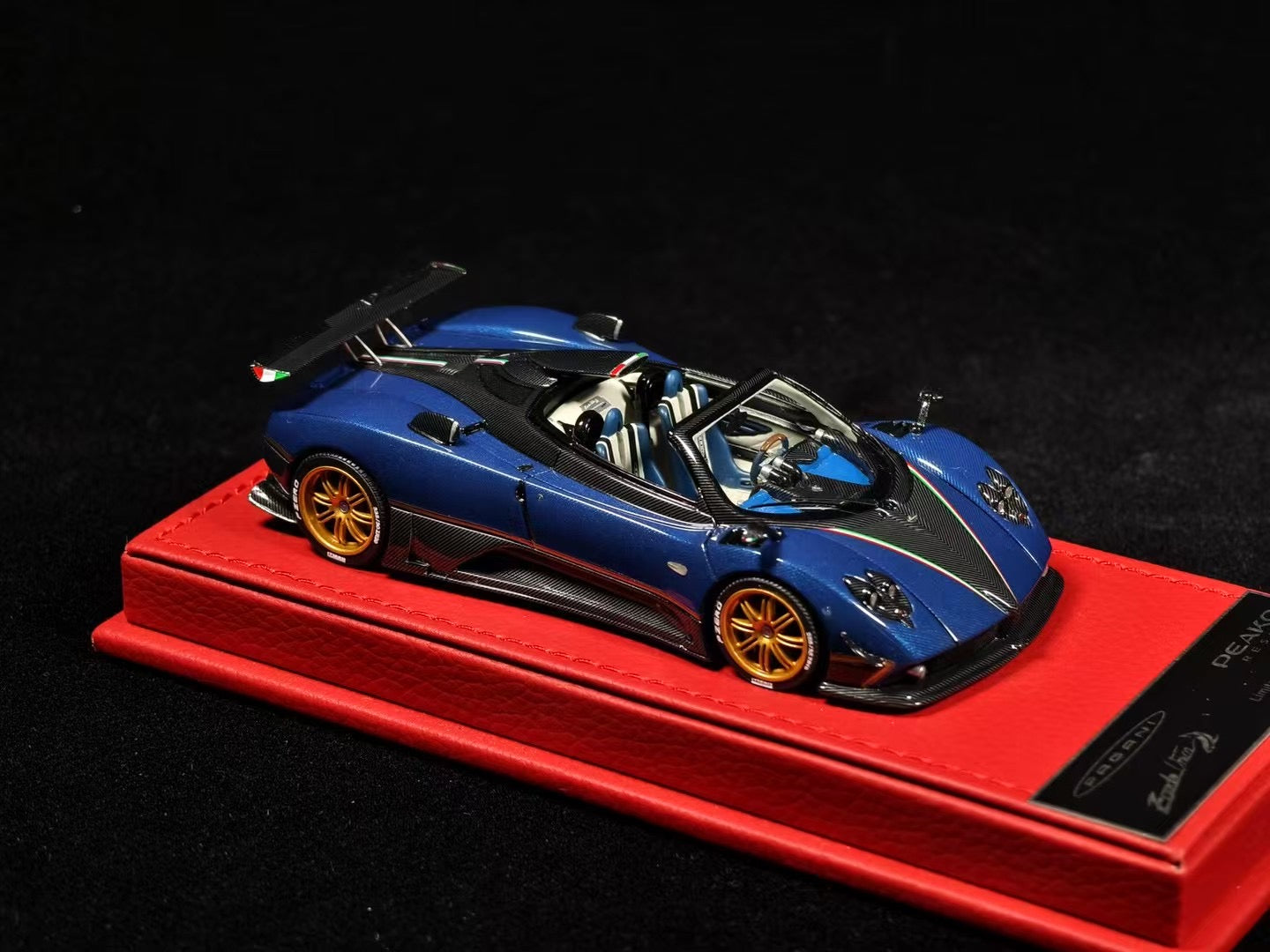 Miniature Pagani Zonda Cinque – Spark 1/43 (occasion, état à Vérifier)