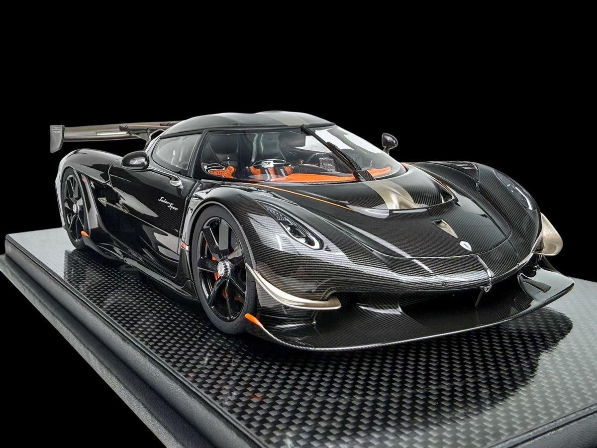 FrontiArt Koenigsegg Sadair’s Spear 1/18