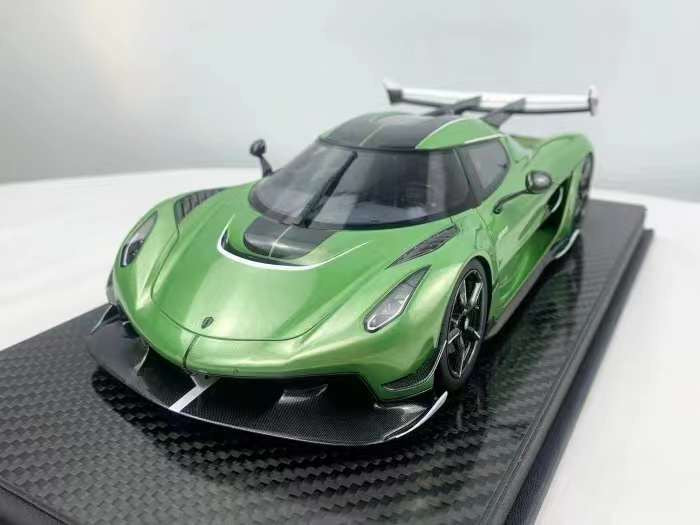 (Pre-Order) FrontiArt Koenigsegg Jesko 1/18 (Pearl Green)