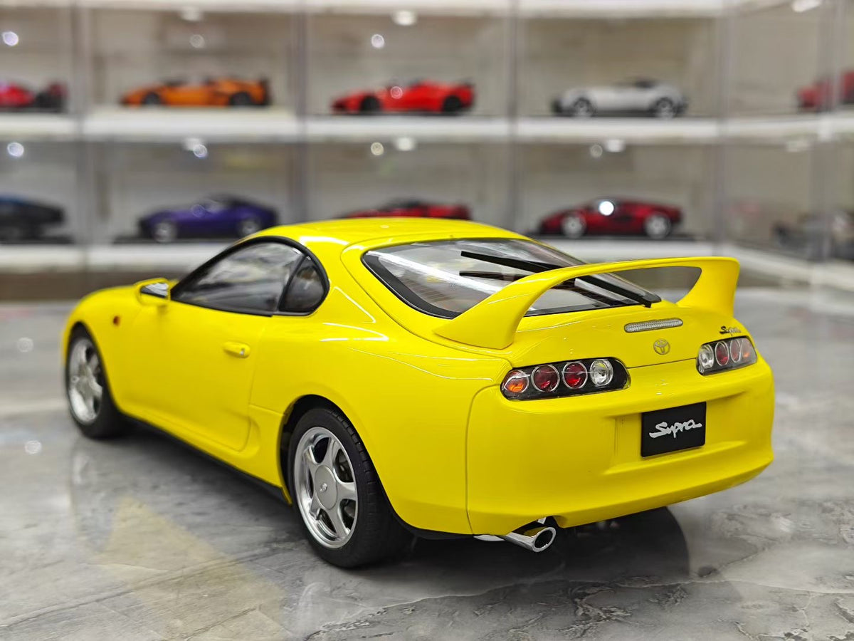 LCD Models Toyota Supra (A80) 1/18