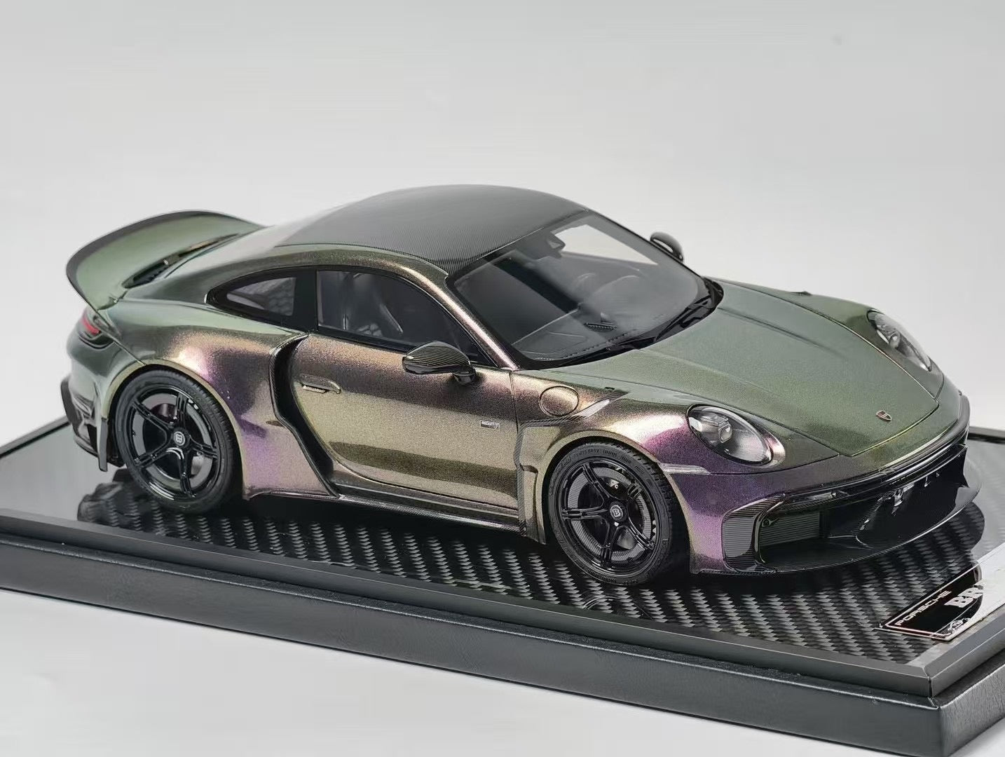 (Pre-Order) VIP Models Brabus Rocket 900R 1/18
