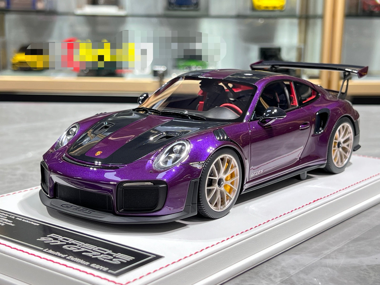 DINO Models GT2RS 1/18