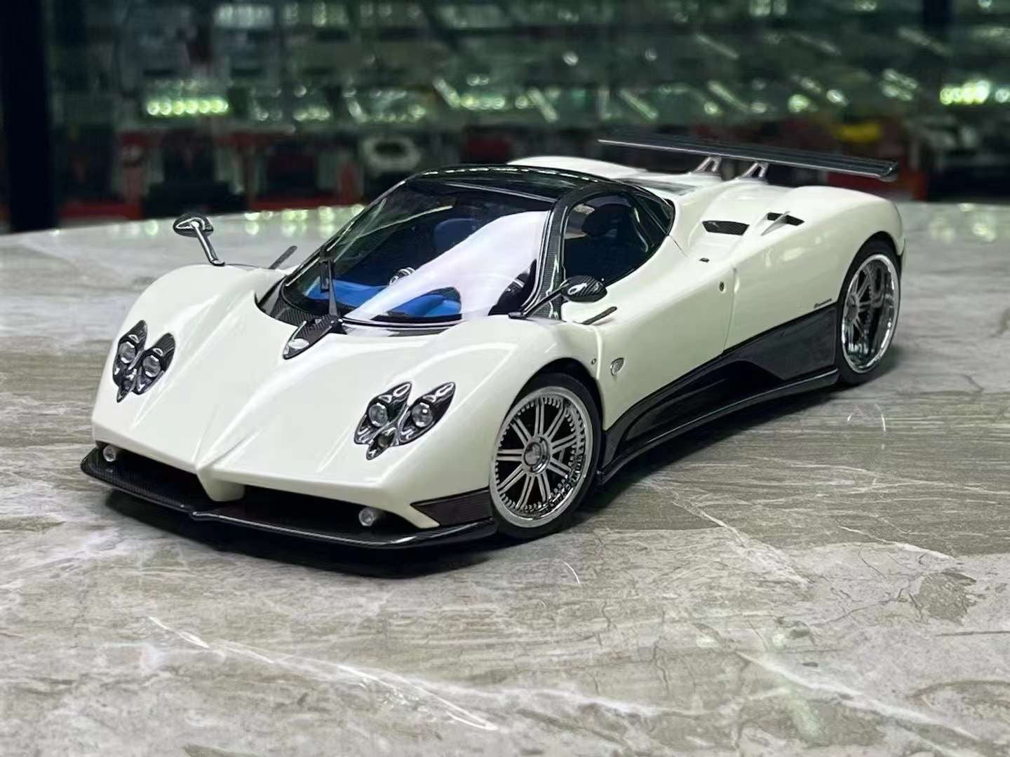 Almost Real Zonda F 1/18