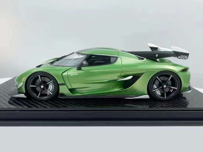 (Pre-Order) FrontiArt Koenigsegg Jesko 1/18 (Pearl Green)