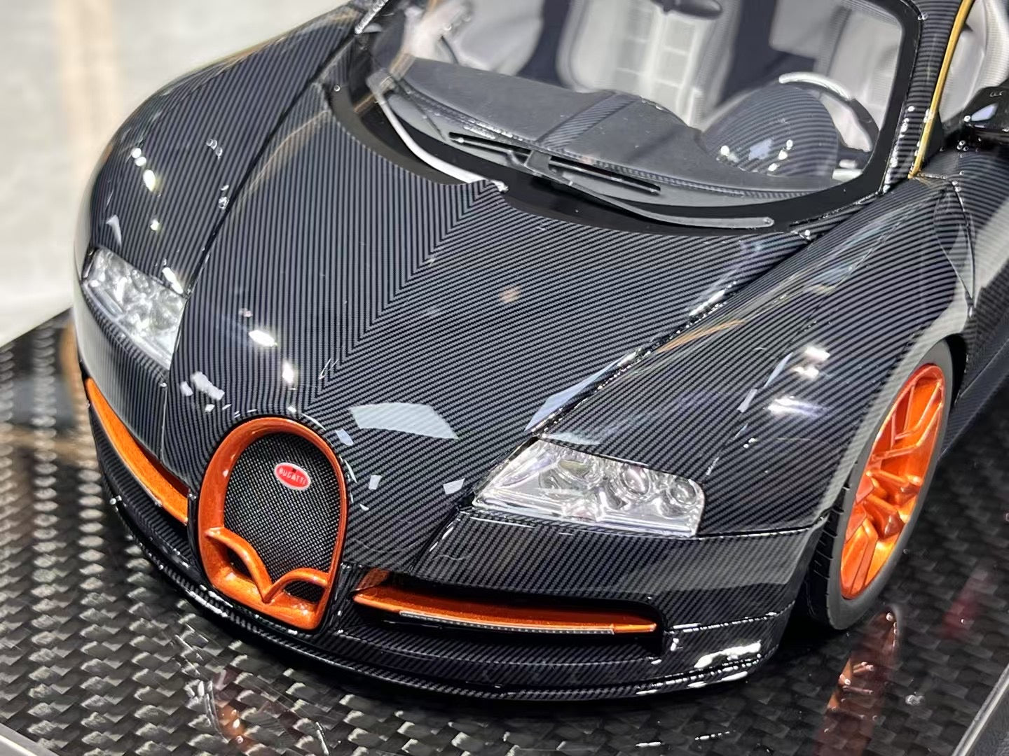 Ultra Unique (UU Models) Mansory Veyron 1/18