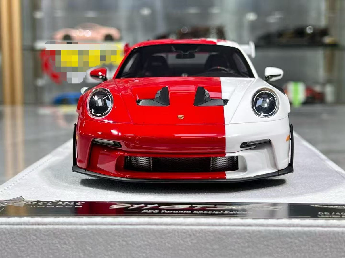 FuelMe Porsche 911 992 GT3RS 1/18