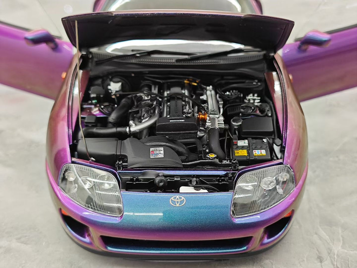 LCD Models Toyota Supra (A80) 1/18
